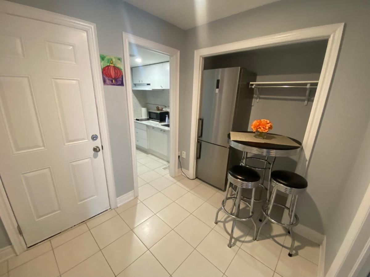 2 Bedroom With 2 Ensuites Unit In Richmond Hill Buitenkant foto