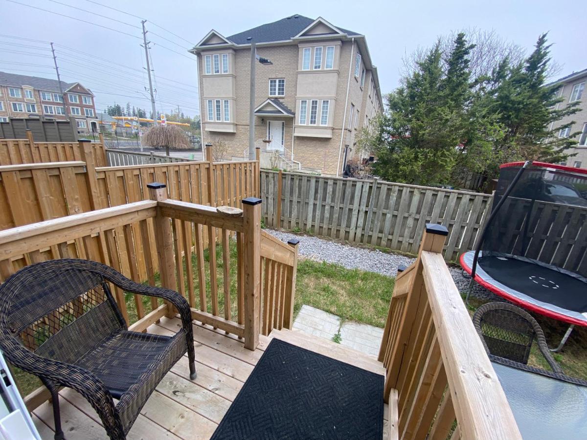 2 Bedroom With 2 Ensuites Unit In Richmond Hill Buitenkant foto